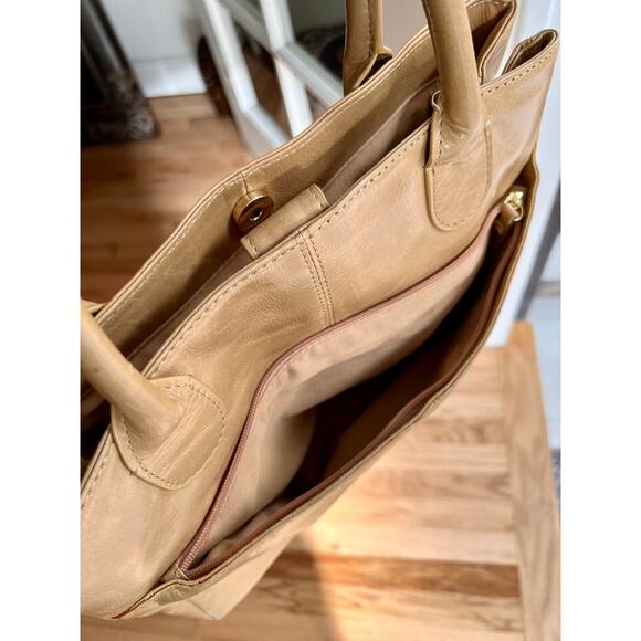 Letizia Vintage Cowhide Leather Handbag - Picture 6 of 7